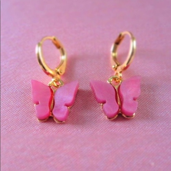 Crystal Butterfly Earrings🦋 - Picture 5 of 6